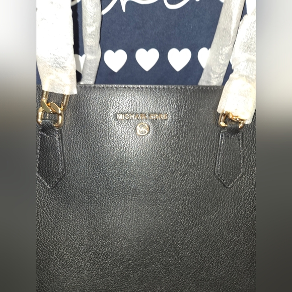 Michael Kors NWT Laney Tote - Picture 2 of 7